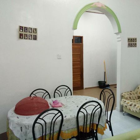 Aiman Homestay Маранґ Екстер'єр фото